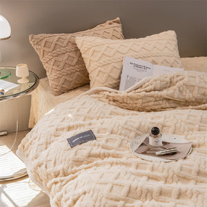 Pineapple Fleece Quilt Cover Set - Khaki