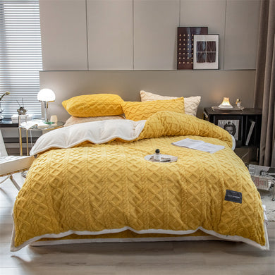 Pineapple Fleece Quilt Cover Set - Yellow