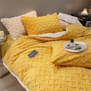 Pineapple Fleece Quilt Cover Set - Yellow