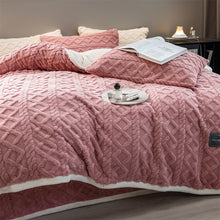 Load image into Gallery viewer, Pineapple Fleece Quilt Cover Set - Pink