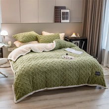 Load image into Gallery viewer, Pineapple Fleece Quilt Cover Set - Green