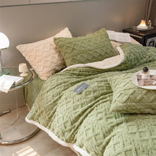 Load image into Gallery viewer, Pineapple Fleece Quilt Cover Set - Green