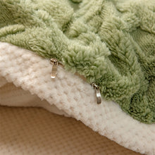 Load image into Gallery viewer, Pineapple Fleece Quilt Cover Set - Green
