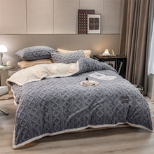 Load image into Gallery viewer, Pineapple Fleece Quilt Cover Set - Grey