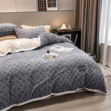 Load image into Gallery viewer, Pineapple Fleece Quilt Cover Set - Grey