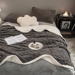 Pineapple Fleece Blanket - Charcoal