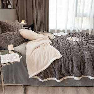 Pineapple Fleece Blanket - Charcoal