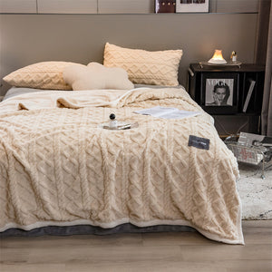 Pineapple Fleece Blanket - Khaki