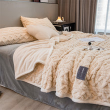 Load image into Gallery viewer, Pineapple Fleece Blanket - Khaki