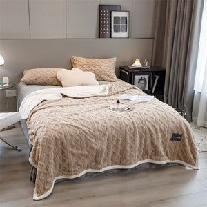 Pineapple Fleece Blanket - Camel