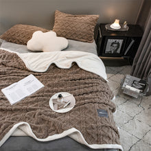 Load image into Gallery viewer, Pineapple Fleece Blanket - Coffee