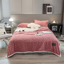 Load image into Gallery viewer, Pineapple Fleece Blanket - Pink