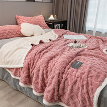Load image into Gallery viewer, Pineapple Fleece Blanket - Pink