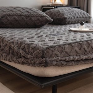 Pineapple Fleece Fitted Sheet - Charcoal
