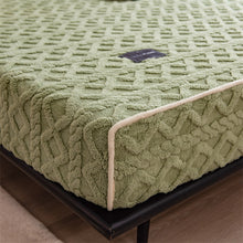 Load image into Gallery viewer, Pineapple Fleece Fitted Sheet - Green