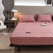 Load image into Gallery viewer, Pineapple Fleece Fitted Sheet - Pink