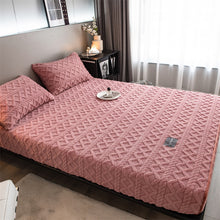 Load image into Gallery viewer, Pineapple Fleece Fitted Sheet - Pink