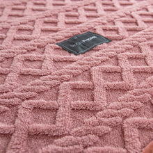 Load image into Gallery viewer, Pineapple Fleece Fitted Sheet - Pink