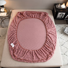 Load image into Gallery viewer, Pineapple Fleece Fitted Sheet - Pink