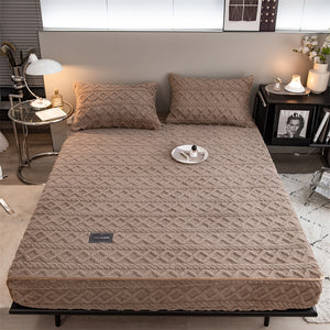 Pineapple Fleece Fitted Sheet - Coffee