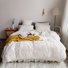 Load image into Gallery viewer, Fluffy Faux Mink &amp; Velvet Fleece Quilt Cover Set - Soft White