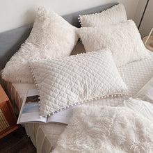 Load image into Gallery viewer, Fluffy Faux Mink &amp; Velvet Fleece Quilt Cover Set - Soft White