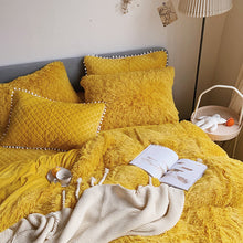 Load image into Gallery viewer, Fluffy Faux Mink &amp; Velvet Fleece Quilt Cover Set  - Soft Yellow