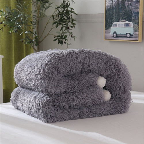 Fluffy Quilt Comforter - Grey