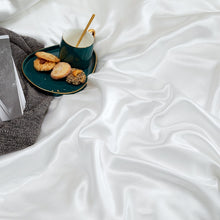 Load image into Gallery viewer, Satin Bedding Set - White