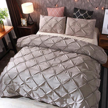 Load image into Gallery viewer, Diamond Pintuck Quilt Cover Set