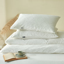 Load image into Gallery viewer, 100% Cotton Chenille Bedding Set - Off White