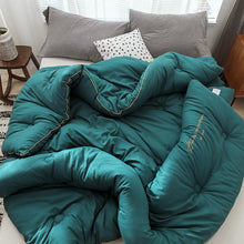 Load image into Gallery viewer, Brushed thermal Quilt Comforter - Emerald