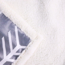 Load image into Gallery viewer, White Arrows Throw Blanket