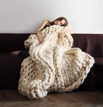 Load image into Gallery viewer, Chunky Hand Knitted Throw - Many colours