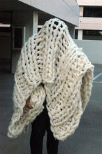 Load image into Gallery viewer, Chunky Hand Knitted Throw - Many colours