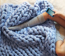 Load image into Gallery viewer, Chunky Hand Knitted Throw - Many colours