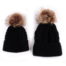 Load image into Gallery viewer, 2pcs set Pom Pom Mother and Baby Knitted Hats