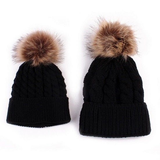 2pcs set Pom Pom Mother and Baby Knitted Hats