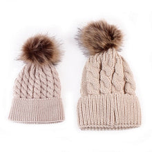 Load image into Gallery viewer, 2pcs set Pom Pom Mother and Baby Knitted Hats