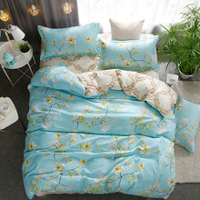 Load image into Gallery viewer, Poppy Bedding Set - 4 pieces