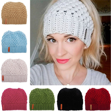 Ponytail Beanie Dots