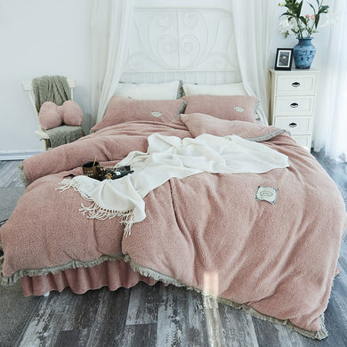 Tassels Faux Lambswool Velvet Bed Set