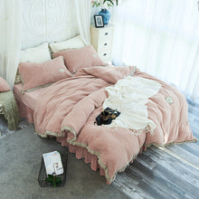 Load image into Gallery viewer, Tassels Faux Lambswool Velvet Bed Set