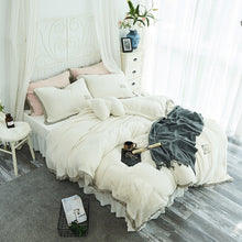 Load image into Gallery viewer, Tassels Faux Lambswool Velvet Bed Set