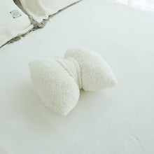 Load image into Gallery viewer, Tassels Faux Lambswool Velvet Bed Set