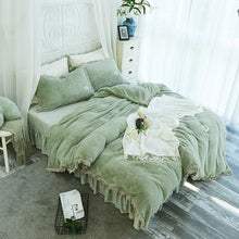 Load image into Gallery viewer, Tassels Faux Lambswool Velvet Bed Set