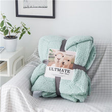Load image into Gallery viewer, Luxurious Large Warm Sherpa Throw Blanket