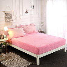 Load image into Gallery viewer, Faux Lambswool Fleece  Fitted Bed Sheet
