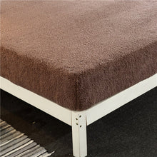 Load image into Gallery viewer, Faux Lambswool Fleece  Fitted Bed Sheet