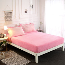 Load image into Gallery viewer, Faux Lambswool Fleece  Fitted Bed Sheet